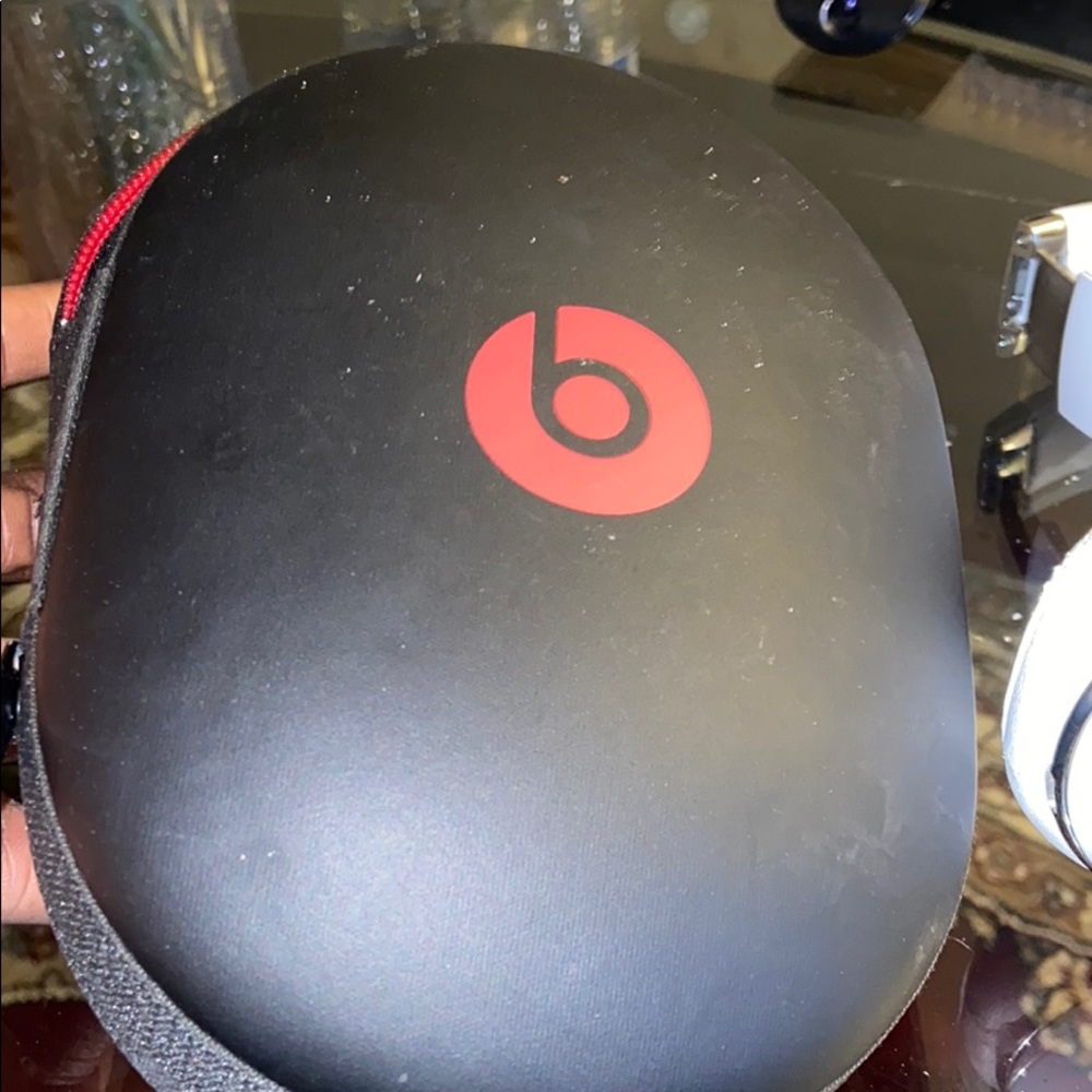 Beats - Picture 7 of 7